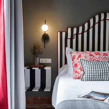 Apartment Puerta De Armas Seville